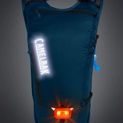 Camelbak Classic Light 70oz Hydration Pack -Deals Kläder Butik Camelbak Classic Light 70oz Hydration Pack Hydration Packs Navy Black SS21 CB2404401000 4