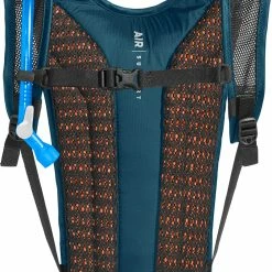 Camelbak Classic Light 70oz Hydration Pack -Deals Kläder Butik Camelbak Classic Light 70oz Hydration Pack Hydration Packs Navy Black SS21 CB2404401000 6