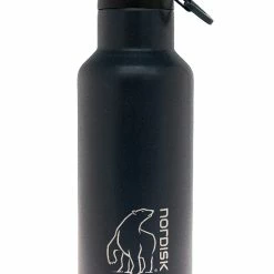 Nordisk Stainless Steel Drinking Bottle 500ml -Deals Kläder Butik Nordisk Aluminium Drinking Bottle 500ml Flasks India Ink AW21 119009IN