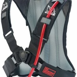USWE Outlander 3 Hydration Pack -Deals Kläder Butik USWE Outlander 3 Hydration Pack Hydration Packs Carbon Black SS21 V 2031001 0